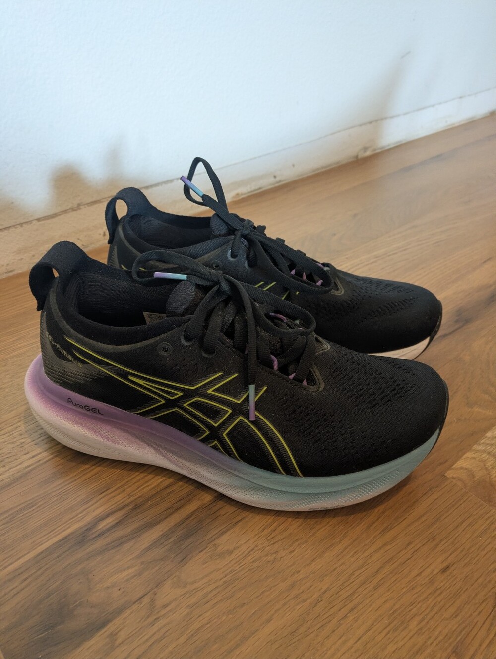 Asics Gel Nimbus 25 - Women's 6.5 - Picture 2 of 9